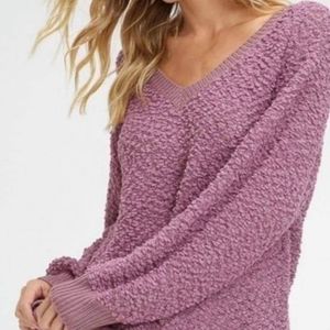 Popcorn V-neck Sweater